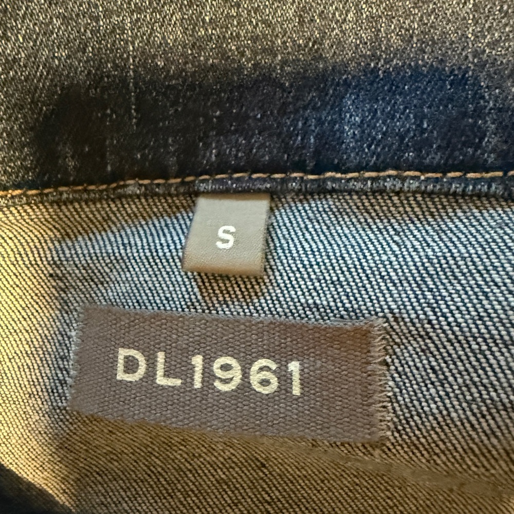 Blue Denim Jacket with Gold Buttons DL1961 size small - Picture 4 of 6